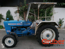 Tractor agrícola Ford 2000 usado