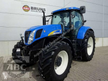 Trattore agricolo New Holland T 7030 POWERCOMMAND usato