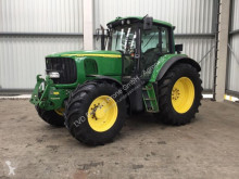Zemědělský traktor John Deere 6820 použitý