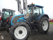 Tractor agrícola Valtra usado
