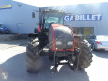 Tractor agrícola Valtra usado