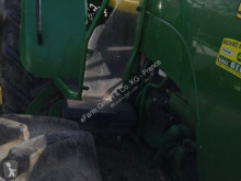 Tractor agrícola John Deere usado