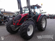 Tractor agrícola Valtra usado