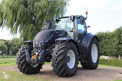 Tracteur agricole Valtra T154