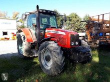 Tracteur agricole Massey Ferguson