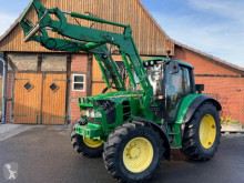 Trattore agricolo John Deere usato