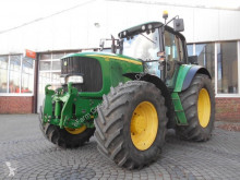 Tractor agrícola John Deere usado