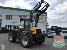 Tracteur agricole JCB 2135