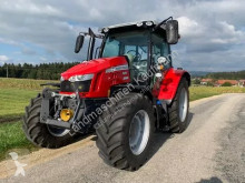 Tracteur agricole Massey Ferguson