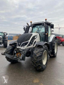 Valtra T144 hitech Landwirtschaftstraktor gebrauchter