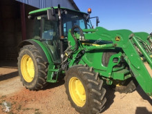 Trattore agricolo John Deere usato