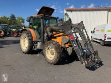 Tractor agricol Renault second-hand