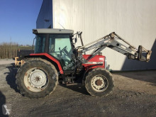 Landbouwtractor Massey Ferguson tweedehands