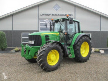 Tractor agrícola John Deere usado