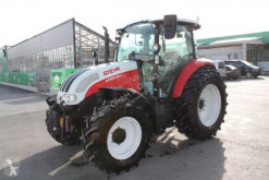 Tractor agrícola Steyr usado