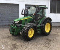 Trattore agricolo John Deere usato