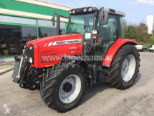 Trattore agricolo Massey Ferguson usato