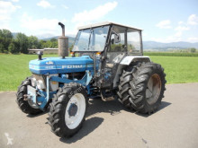 Tractor agrícola Ford usado