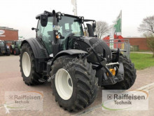Tractor agrícola Valtra usado