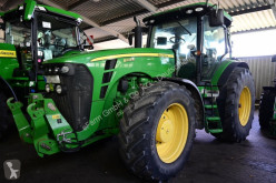 Tractor agrícola John Deere usado