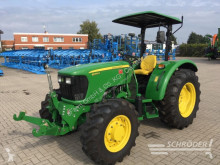 Tractor agrícola John Deere usado