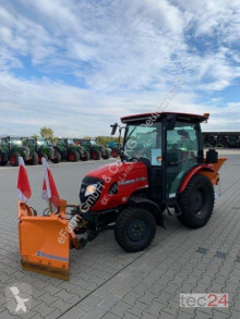 Traktor Branson ojazdený