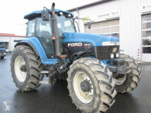 Tractor agrícola New Holland usado