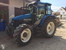 Tractor agrícola New Holland usado