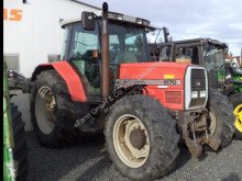 Tractor agrícola Massey Ferguson usado