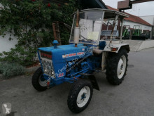 Tractor agrícola Ford usado