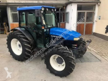 Tractor agrícola New Holland usado