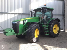 Tractor agrícola John Deere 8335R usado