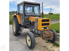 جرار زراعي Renault 68 12 مستعمل