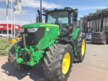 Tractor agrícola John Deere usado