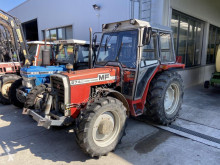 Tractor agrícola Massey Ferguson usado