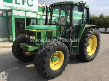 Tractor agrícola John Deere usado