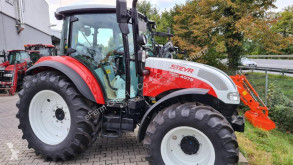Tractor agrícola Steyr usado