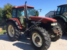 Tractor agrícola New Holland usado