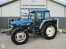 Zemědělský traktor New Holland použitý