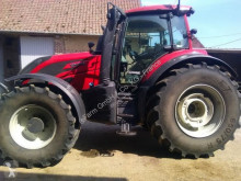 Zemědělský traktor Valtra použitý