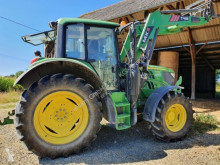 Ciągnik rolniczy John Deere używany