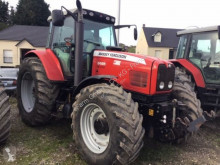 Mezőgazdasági traktor Massey Ferguson használt