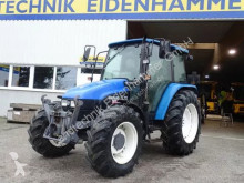 Ciągnik rolniczy New Holland używany