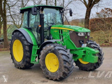 Tractor agrícola John Deere usado