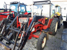 Tarım traktörü Case IH 844 ikinci el araç