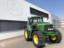 Trattore agricolo John Deere 6920 usato