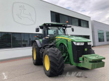 Mezőgazdasági traktor John Deere 8335R használt