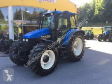 Mezőgazdasági traktor New Holland használt
