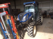 Tractor agricol New Holland second-hand