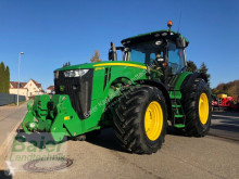 Mezőgazdasági traktor John Deere 8260 R használt